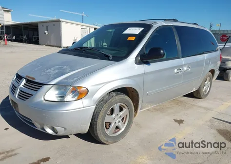 2005 Dodge Grand Caravan Sxt из США, поврежденный, VIN 2D4GP44L55R134475